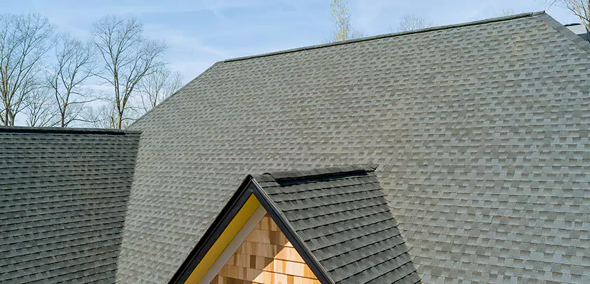 Replacing Vinyl Siding With Cedar Shingles in Buffalo Grove